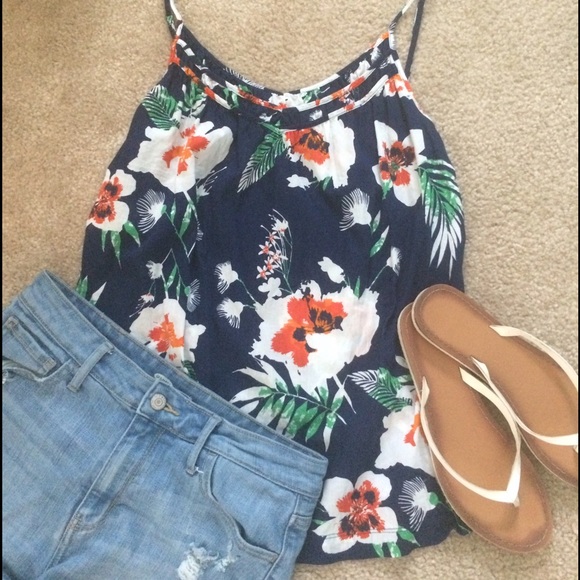 Flowing, floral shirt