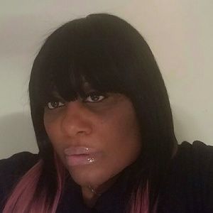 Meet your Posher, Charrie