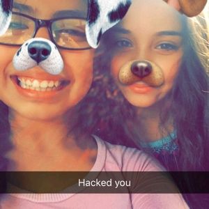 Meet your Posher, Leslie