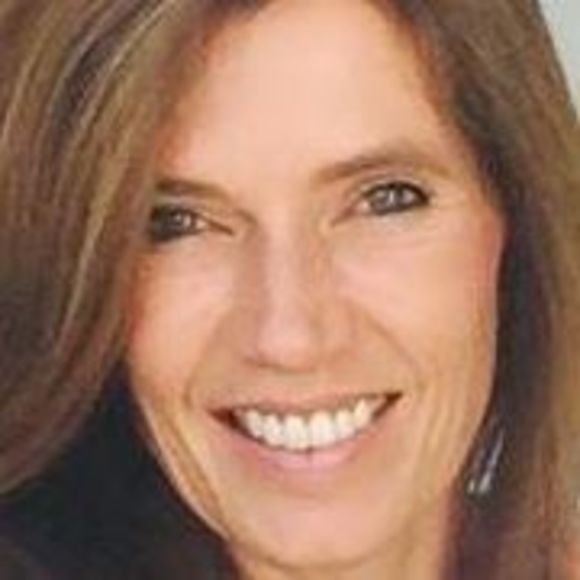 Meet your Posher, Kelli - Picture 1 of 1