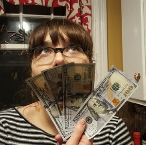 Meet your Posher, Mollie