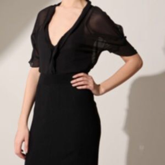 Sheer silk chiffon short sleeve black top. - Picture 4 of 4