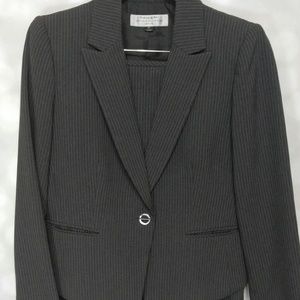 Tahari Skirt Suit 8P Petite