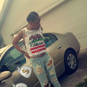 Meet your Posher, Briana