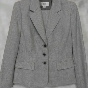 Le Suit Skirt Suit 6P Petite