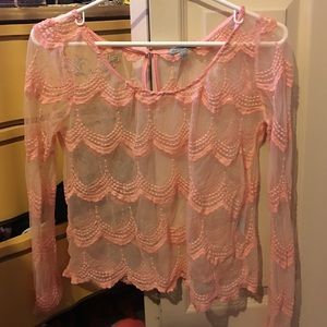 Scallop see through top