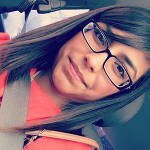 Meet your Posher, Monique