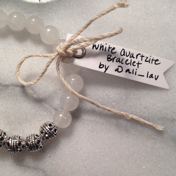 Handmade White Quartzite Stone Bracelet - Picture 3 of 3