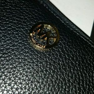 Meet your Posher, Dalia