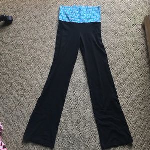 Victoria's Secret pink yoga pants