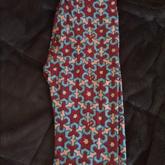 BNWOT Lularoe Legging