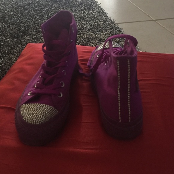 Custom Made All Stars Converse With Swarovski - image 2