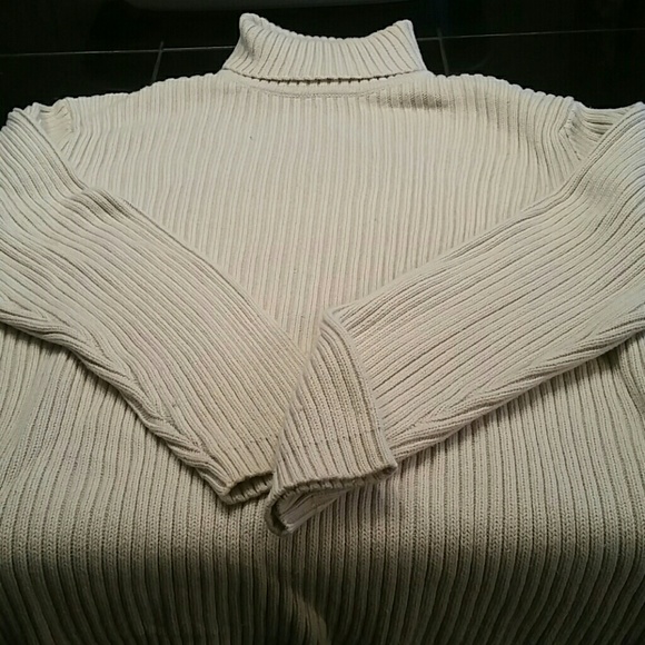 Men's sweater