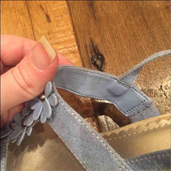 Baby blue dexter floral wedges - Picture 3 of 4