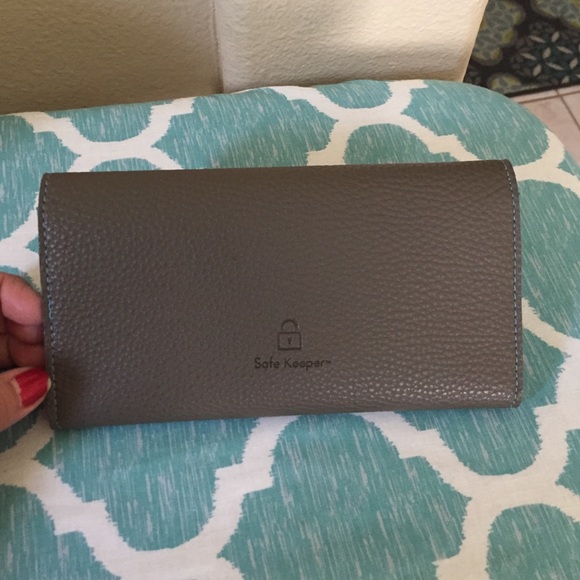 Wallet - Picture 3 of 3