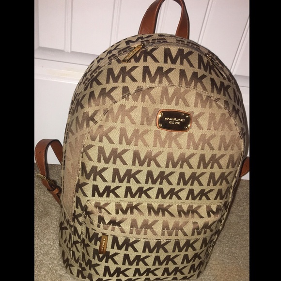 Michael kors book bag . main image 2