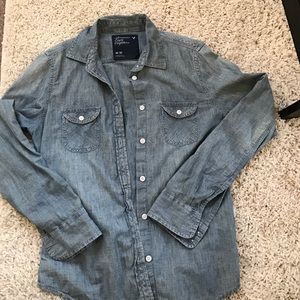 American Eagle Denim Chambray
