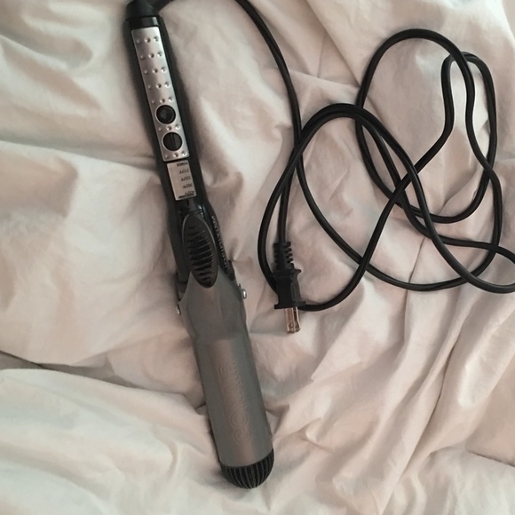 NWOT Conair Curling Iron