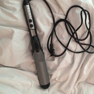 NWOT Conair Curling Iron