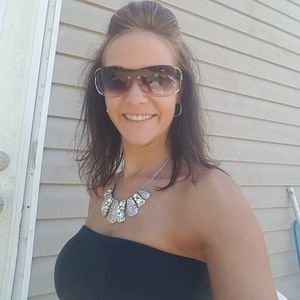 Meet your Posher, Candace