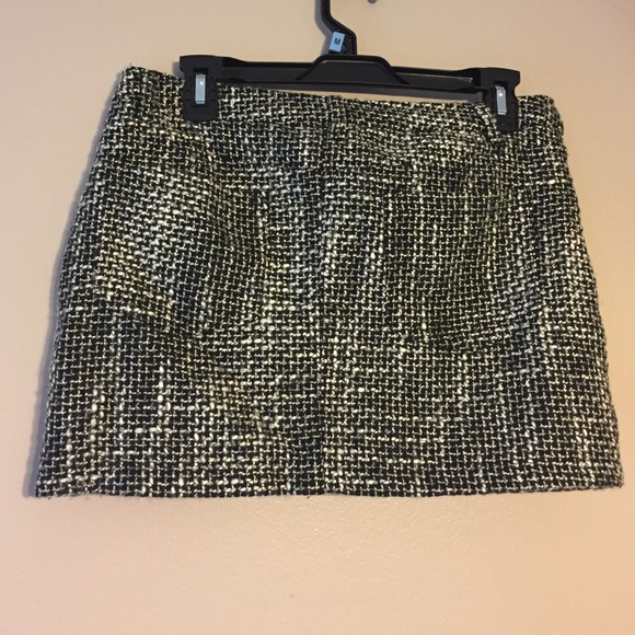 LIKE NEW! Allen B by Allen Schwartz Tweed Skirt - Picture 3 of 4