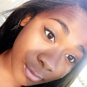 Meet your Posher, Sabrina