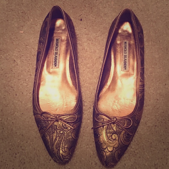 Manolo Blahnik flats - Picture 1 of 4