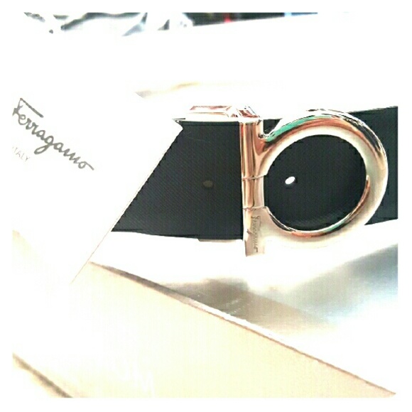 Ferragamo belt 40 inches