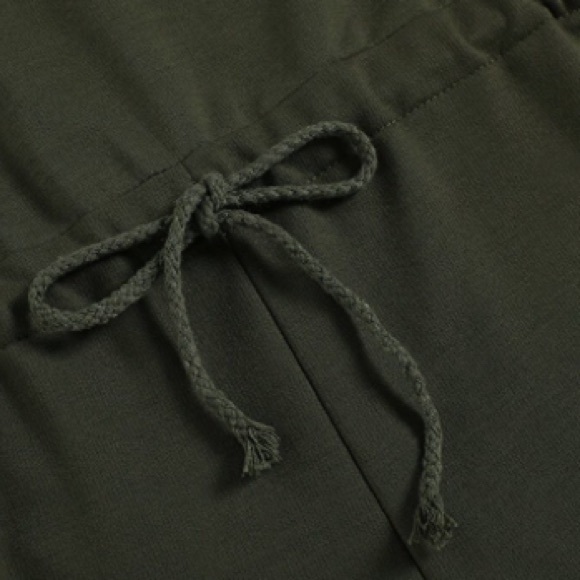 SALE❗️HP 5/25❗️Army Green Jumpsuit Romper - Picture 4 of 5