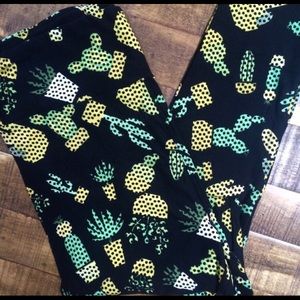 LulaRoe Leggings 🌵