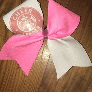 Cheer bow