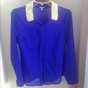 Shear, pearl lined, bright blue blouse - size S