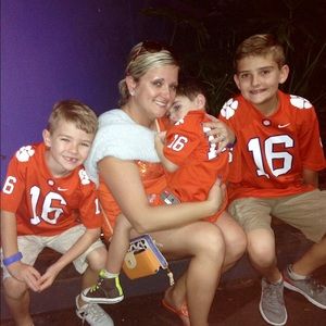 Meet your Posher, Sherry