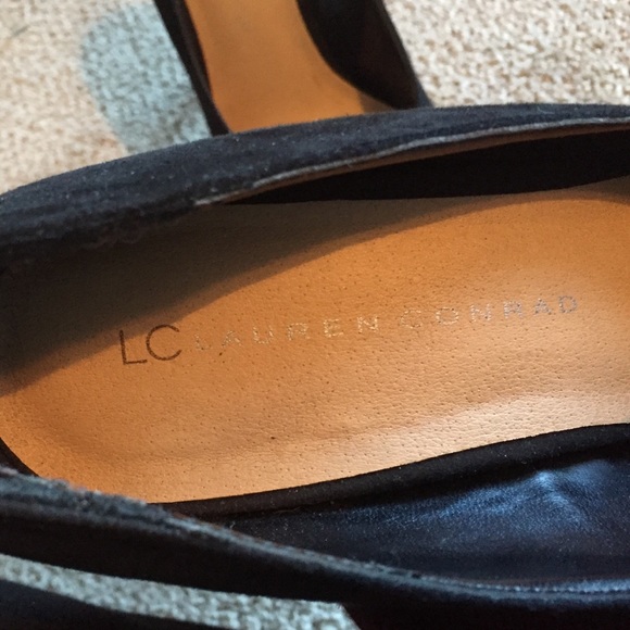 Pumps! - Picture 2 of 3