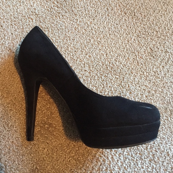 Pumps! - Picture 3 of 3