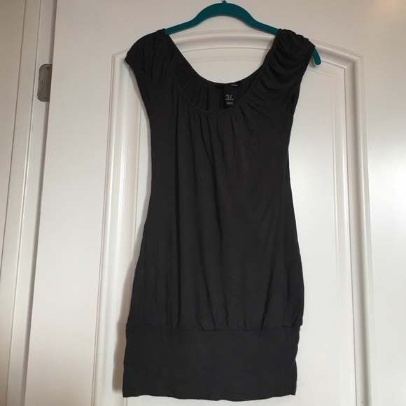 H&M Gray Long Shirt🔴SALE🔴 - Picture 1 of 4