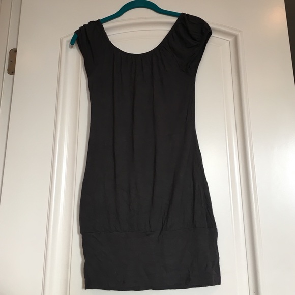 H&M Gray Long Shirt🔴SALE🔴 - Picture 2 of 4