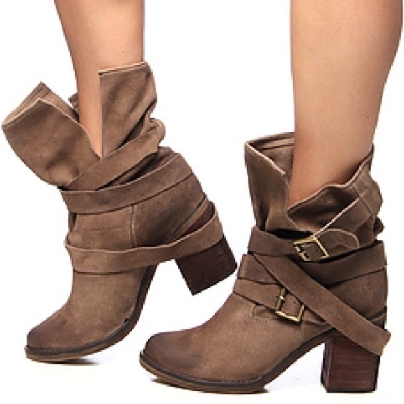 SOLD - Picture 2 of 4