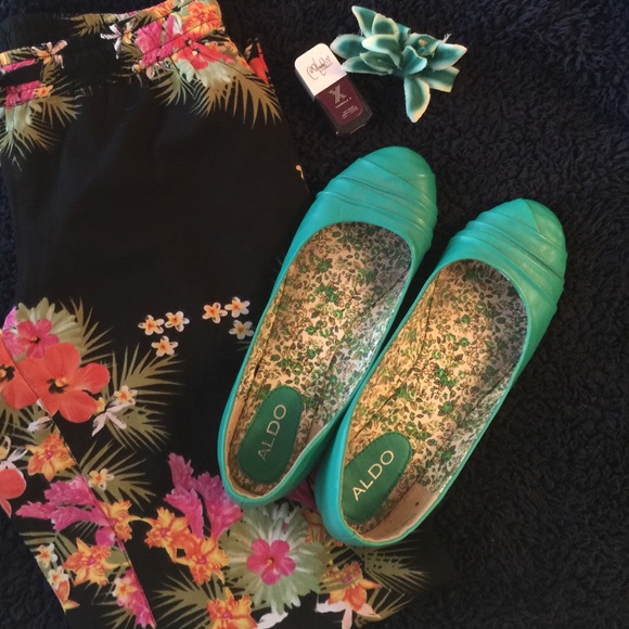 Green Aldo Flats