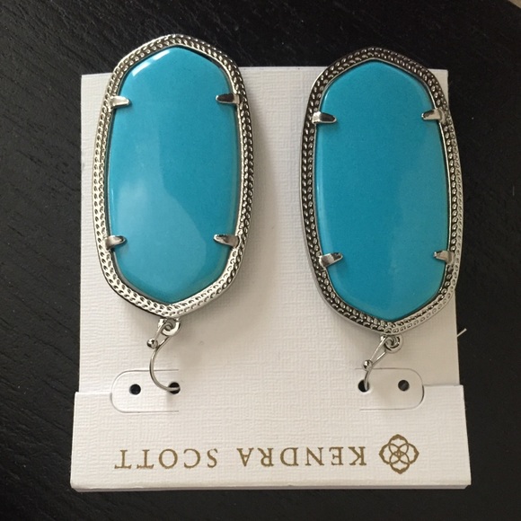 Kendra Scott "Daniella" Earrings
