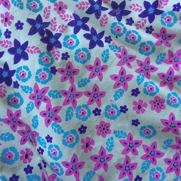 Floral skirt - Picture 2 of 3