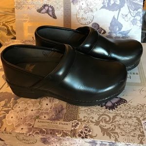 Dansko XP black clogs