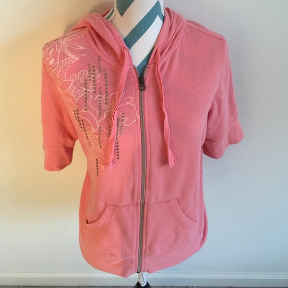 Sonoma Tops - Sonoma Short Sleeve Sweatshirt