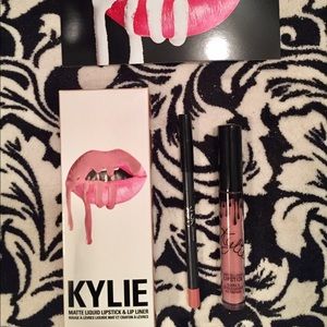 Kylie Cosmetics Lip Kit- Koko K