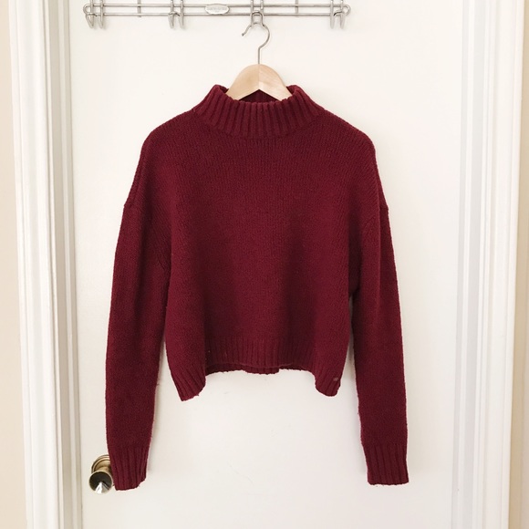 American Eagle tutleneck sweater
