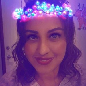 Meet your Posher, Cassandra