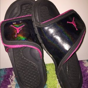 JORDAN SLIP ONS !!!!