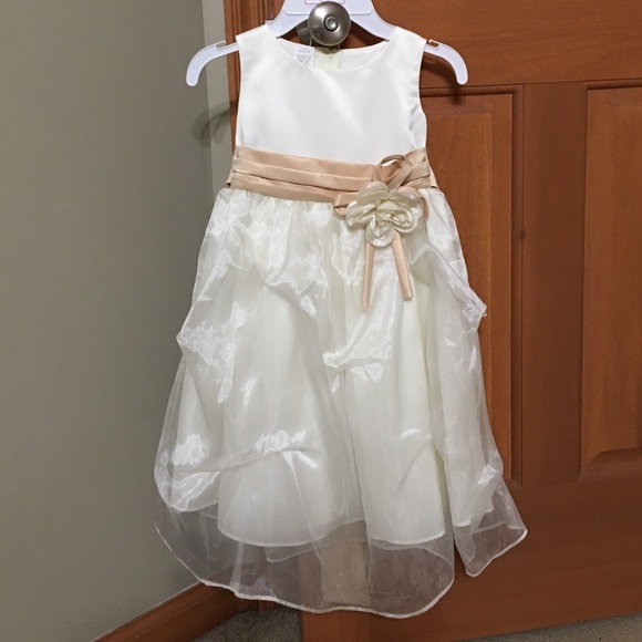 Flower girl dress