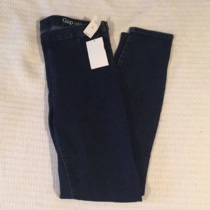 Gap NWT "Tall" side zip legging jeans