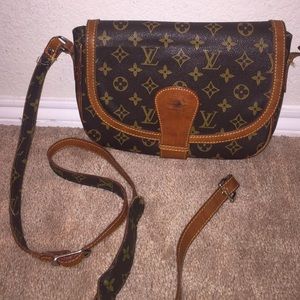 Louis Vuitton crossbody bag